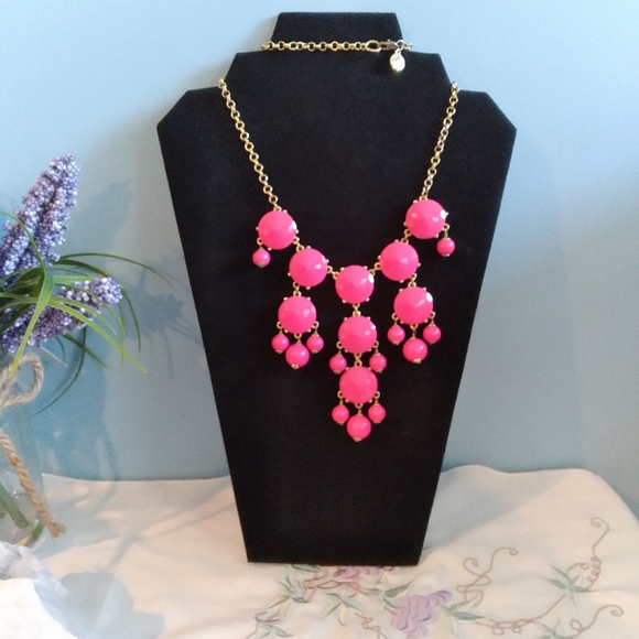 EUC J. Crew Hot Pink Lucite Bubble Gold Tone Bib Statement Necklace - Picture 3 of 14